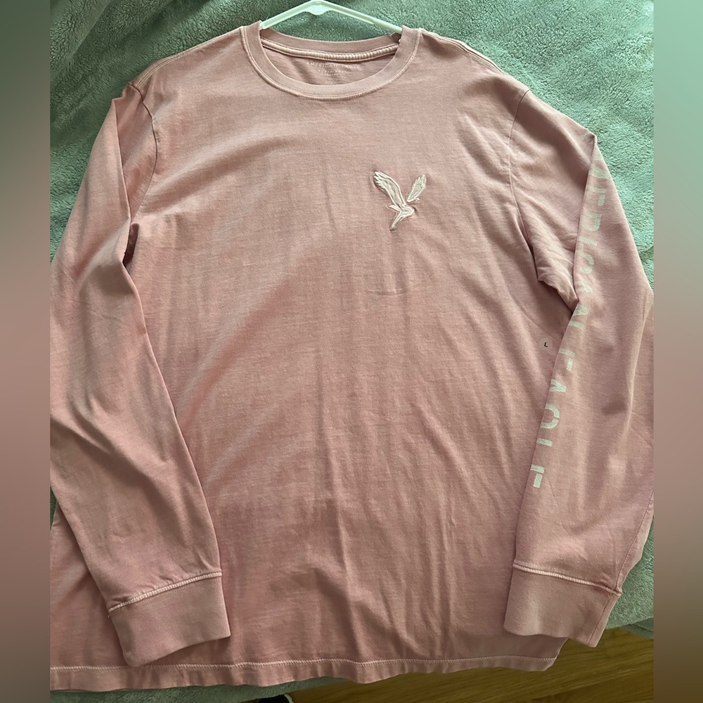 American Eagle long sleeve T